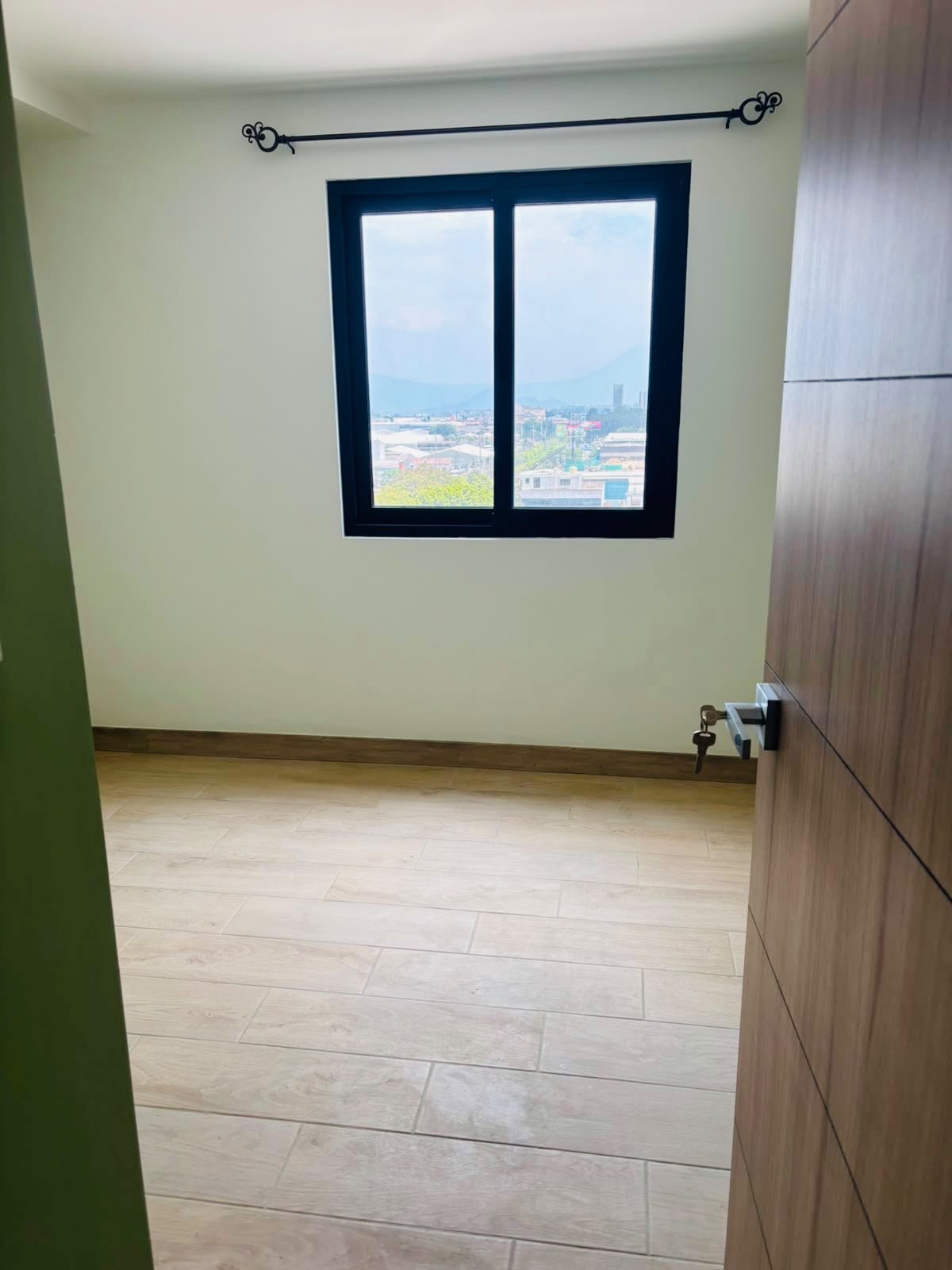 Miniatura 6 de 🏡 APARTAMENTO EN RENTA – EDIFICIO ARMONÍA | NIVEL ALTO | VISTA A LOS VOLCANES