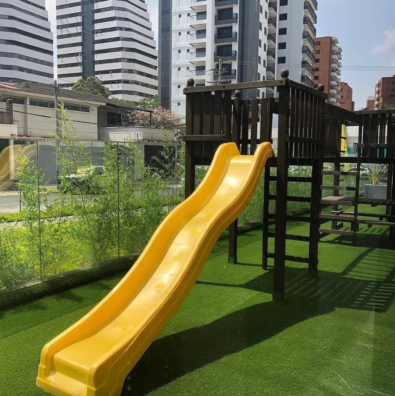 Miniatura 15 de Apartamento en zona 14 Edificio Santa Inés
