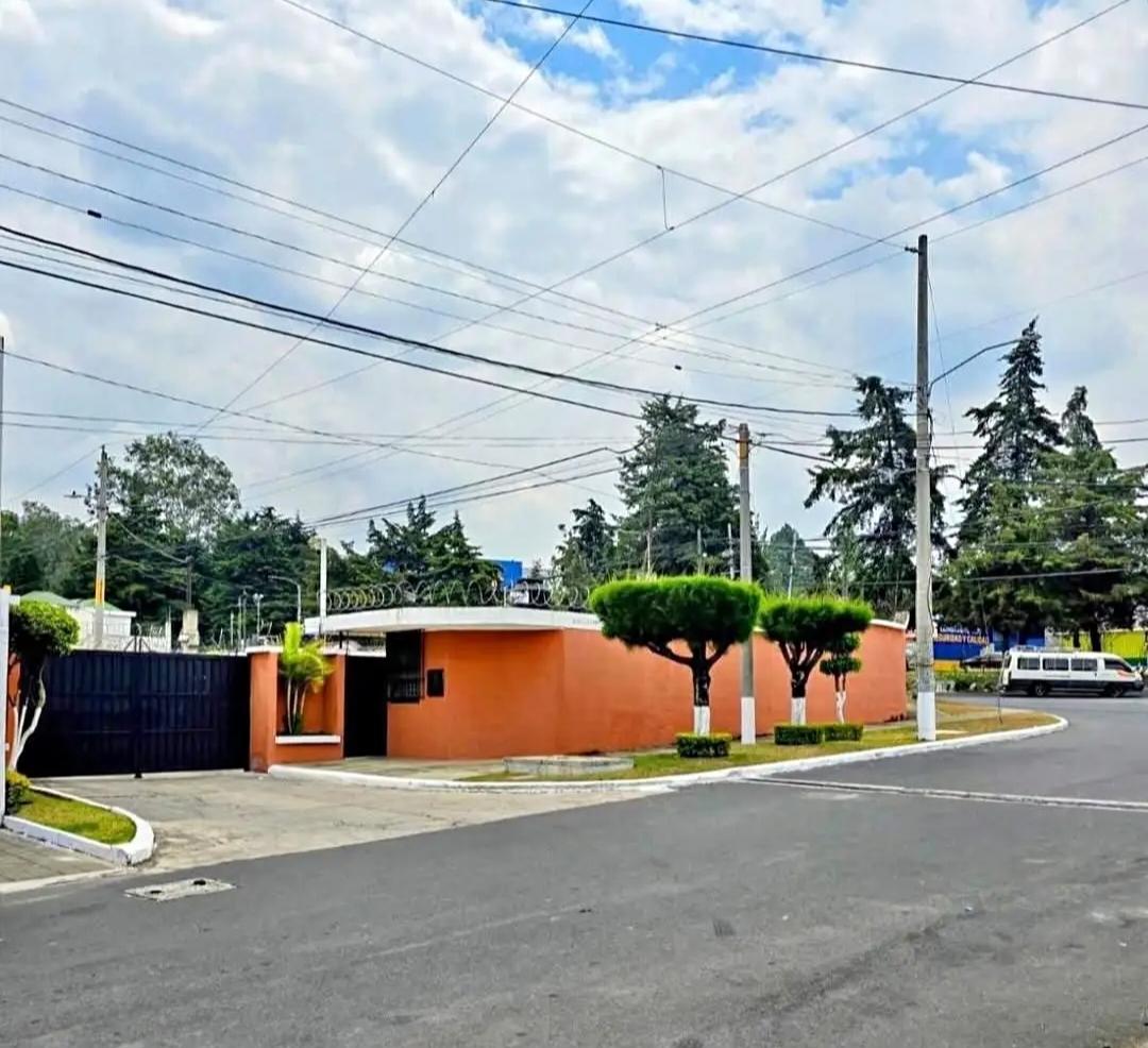Foto de Casa en Venta – Condominio Santa Mónica, San Cristóbal, Mixco
