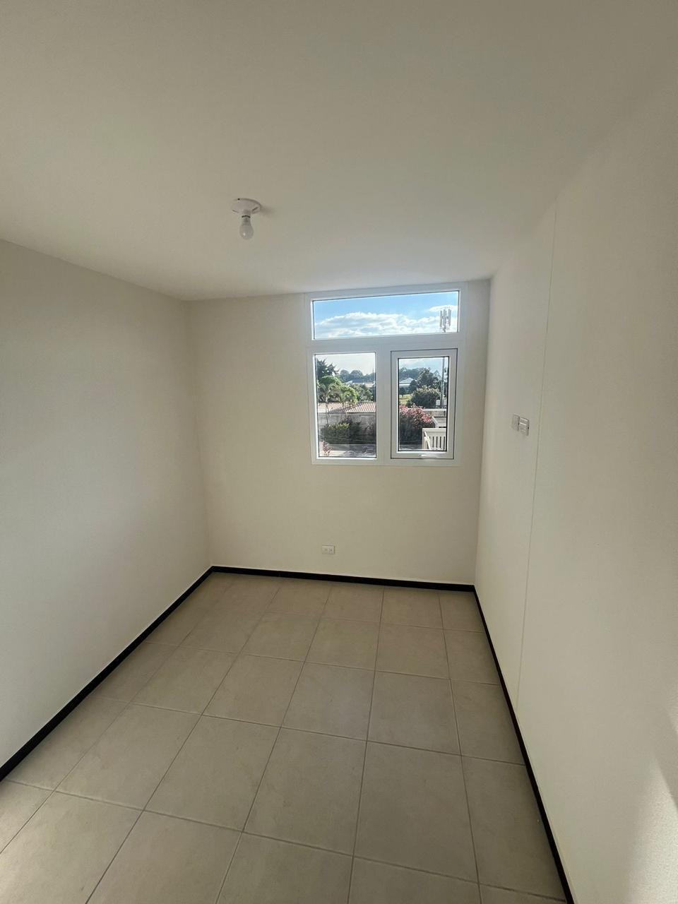 Miniatura 3 de 🏡 APARTAMENTO EN RENTA 2 HABITACIONES – PARQUE SAN JORGE, ZONA 11
