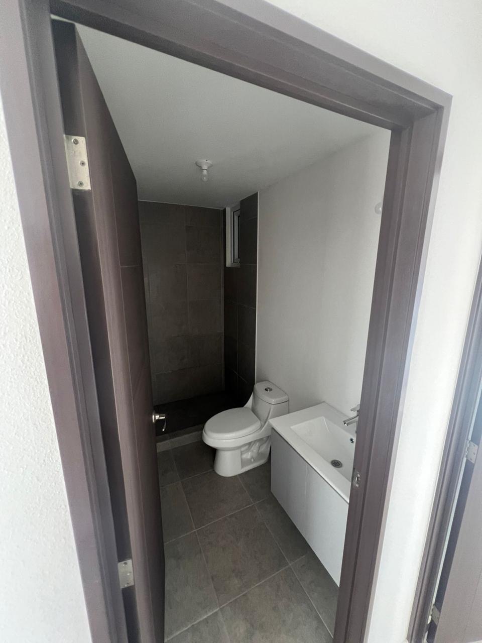 Miniatura 4 de 🏡 APARTAMENTO EN RENTA 2 HABITACIONES – PARQUE SAN JORGE, ZONA 11