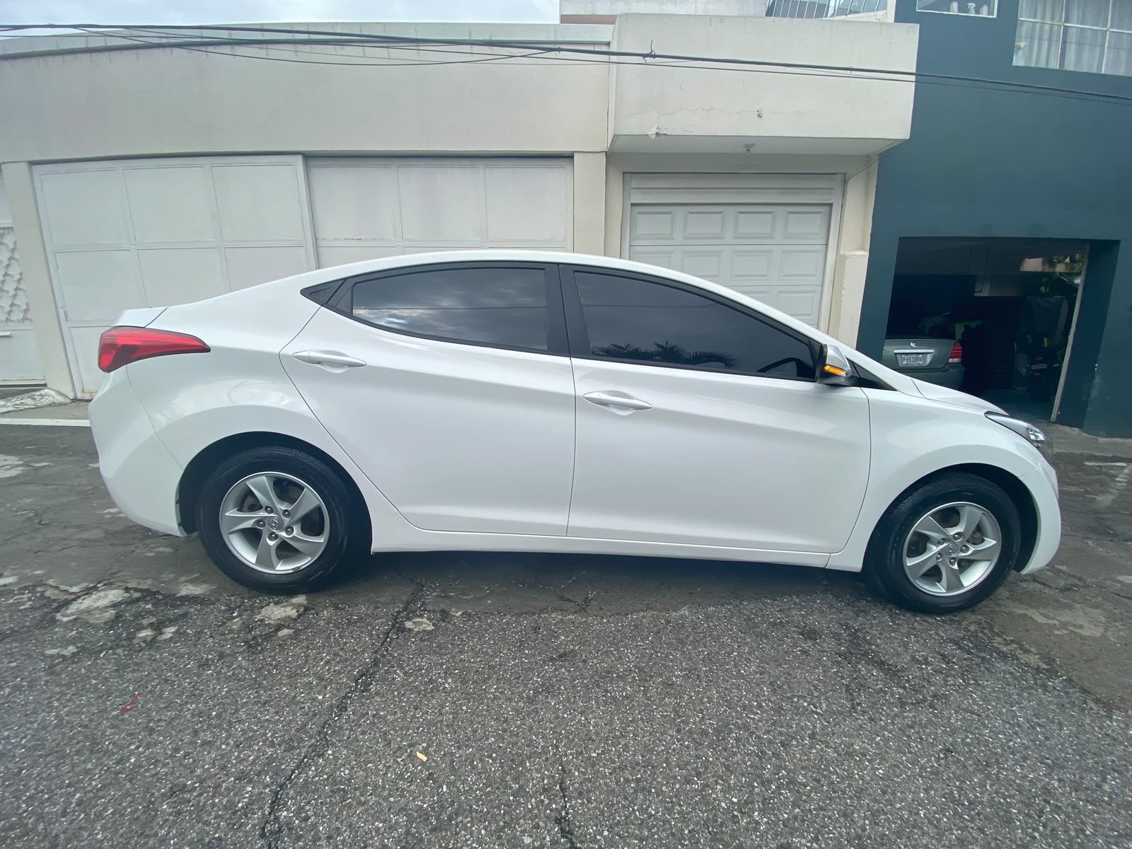 Miniatura 5 de Hyundai Elantra - Avante 2013