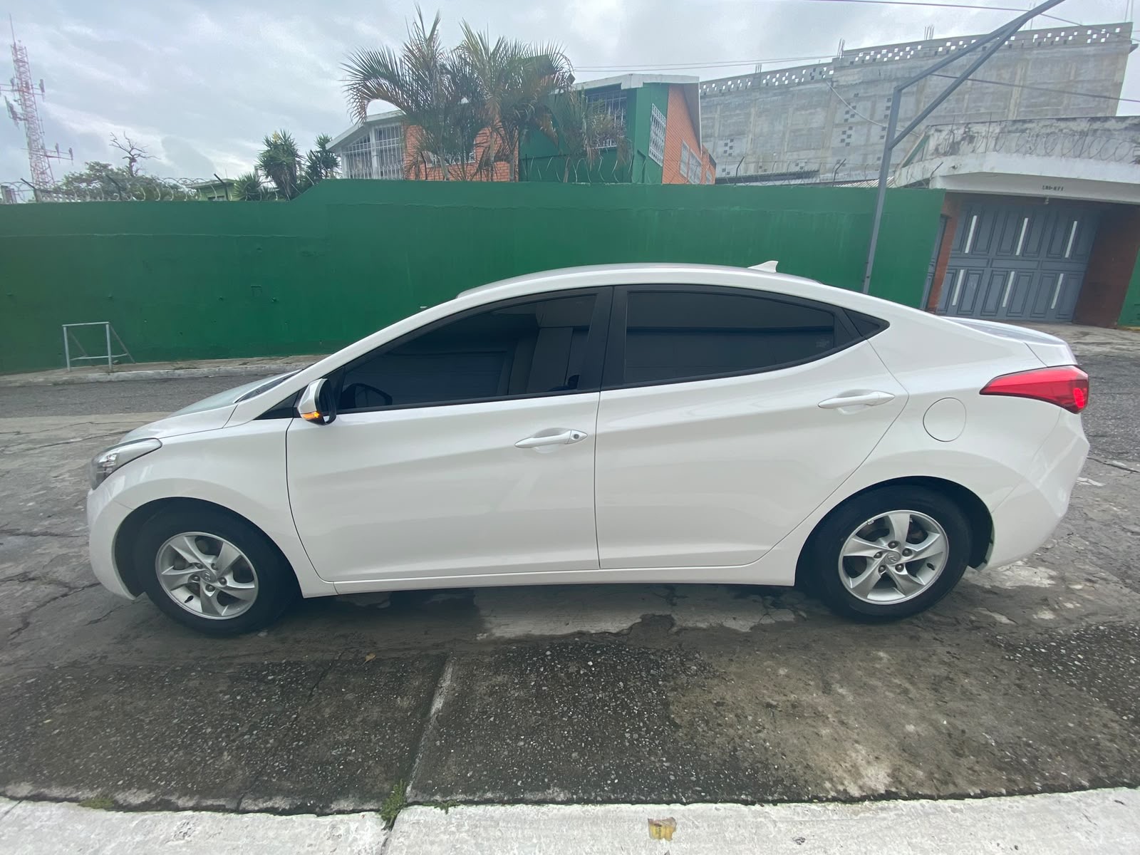 Miniatura 7 de Hyundai Elantra - Avante 2013