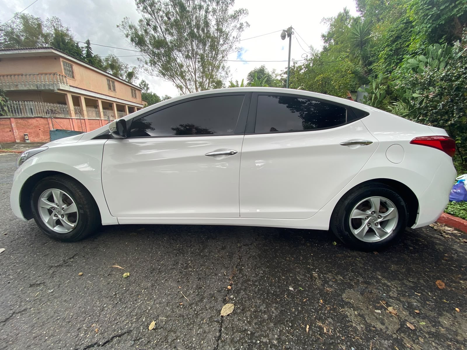 Miniatura 6 de Hyundai Avante / Elantra 2012