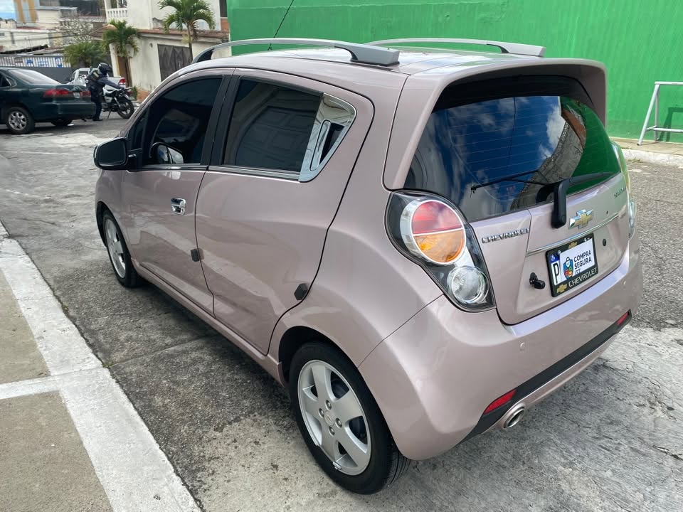 Miniatura 5 de Chevrolet Spark 2012