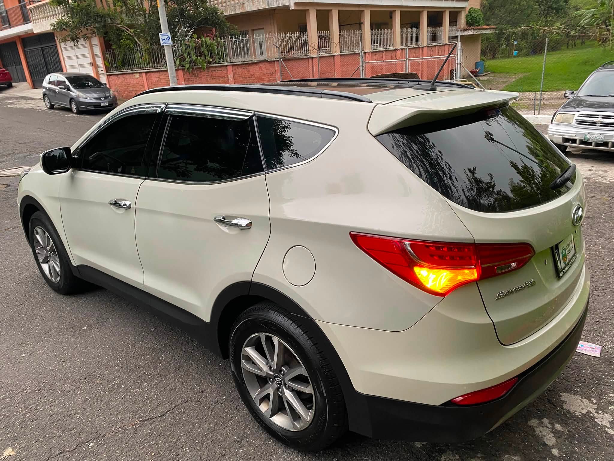 Miniatura 6 de Hyundai Santa Fe 2013