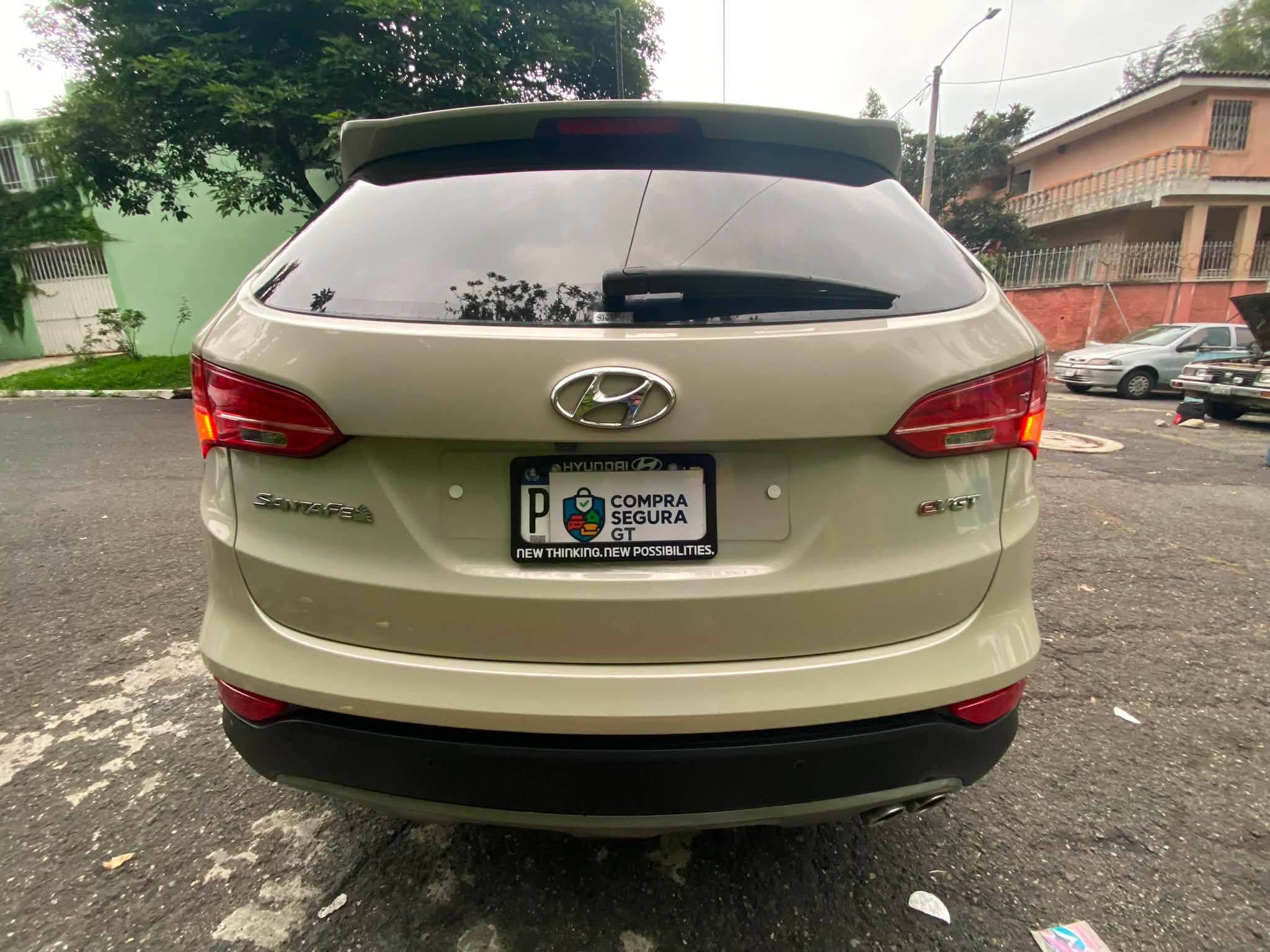 Miniatura 8 de Hyundai Santa Fe 2013