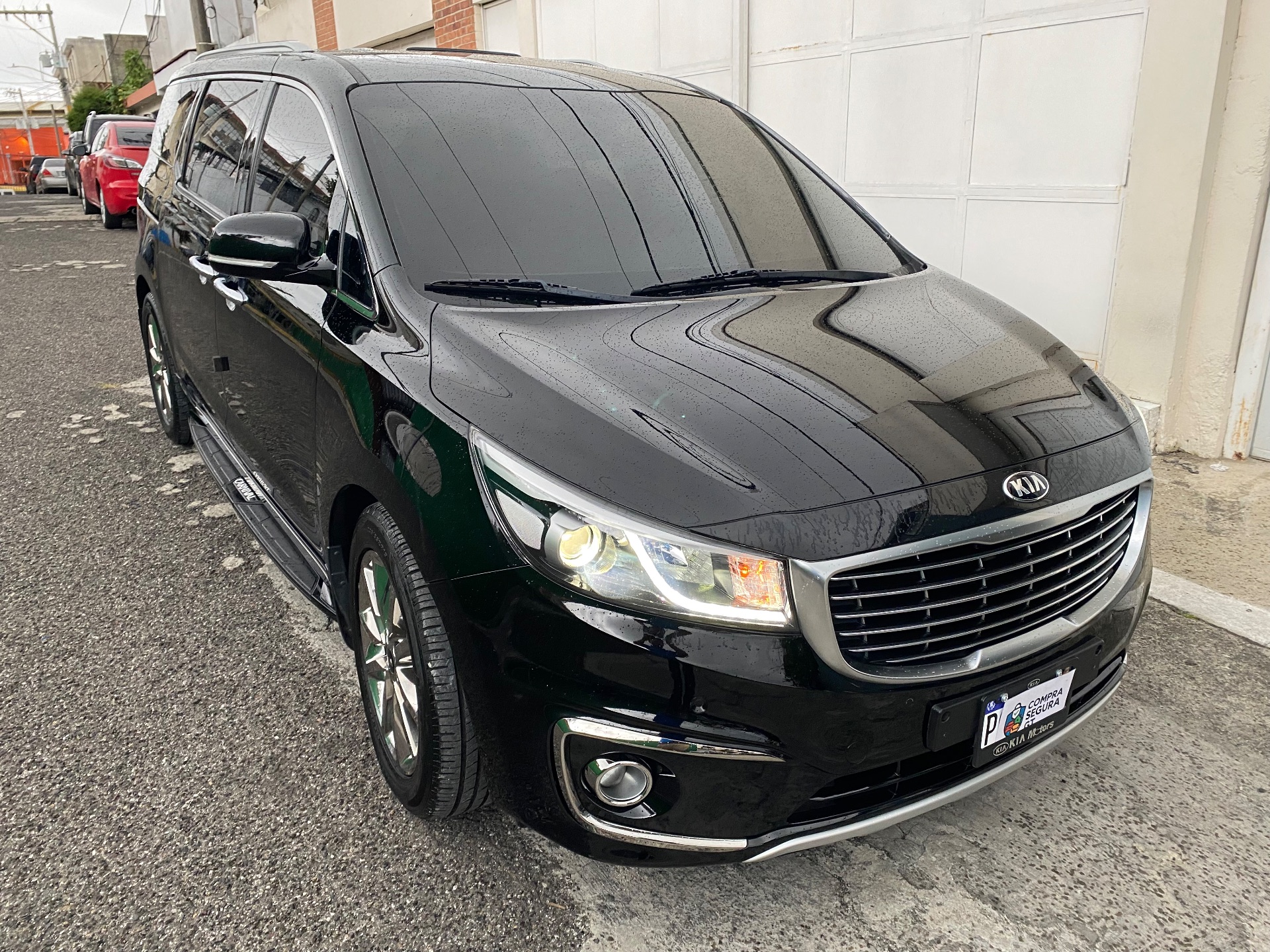 Foto de Kia Carnival 2016
