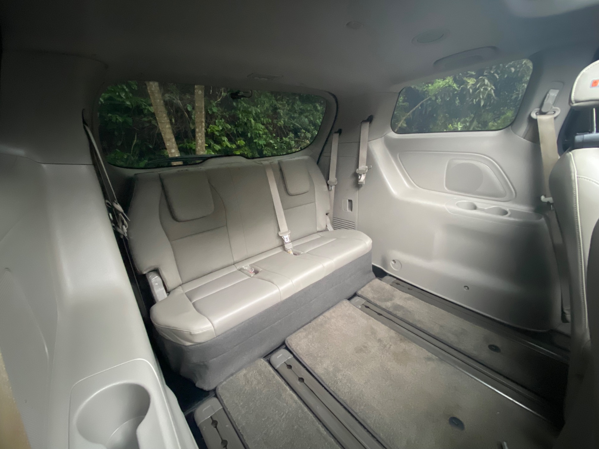 Miniatura 9 de Kia Carnival 2016