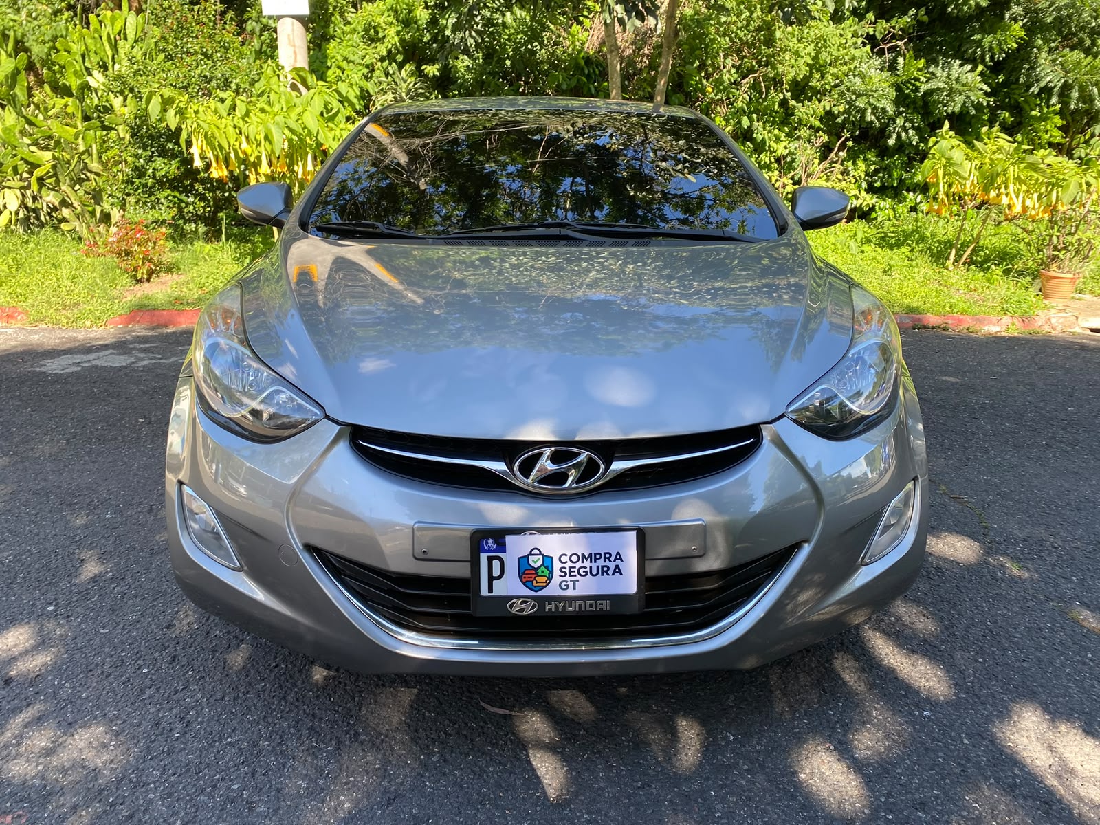 Foto de Hyundai Avante Elantra 2011