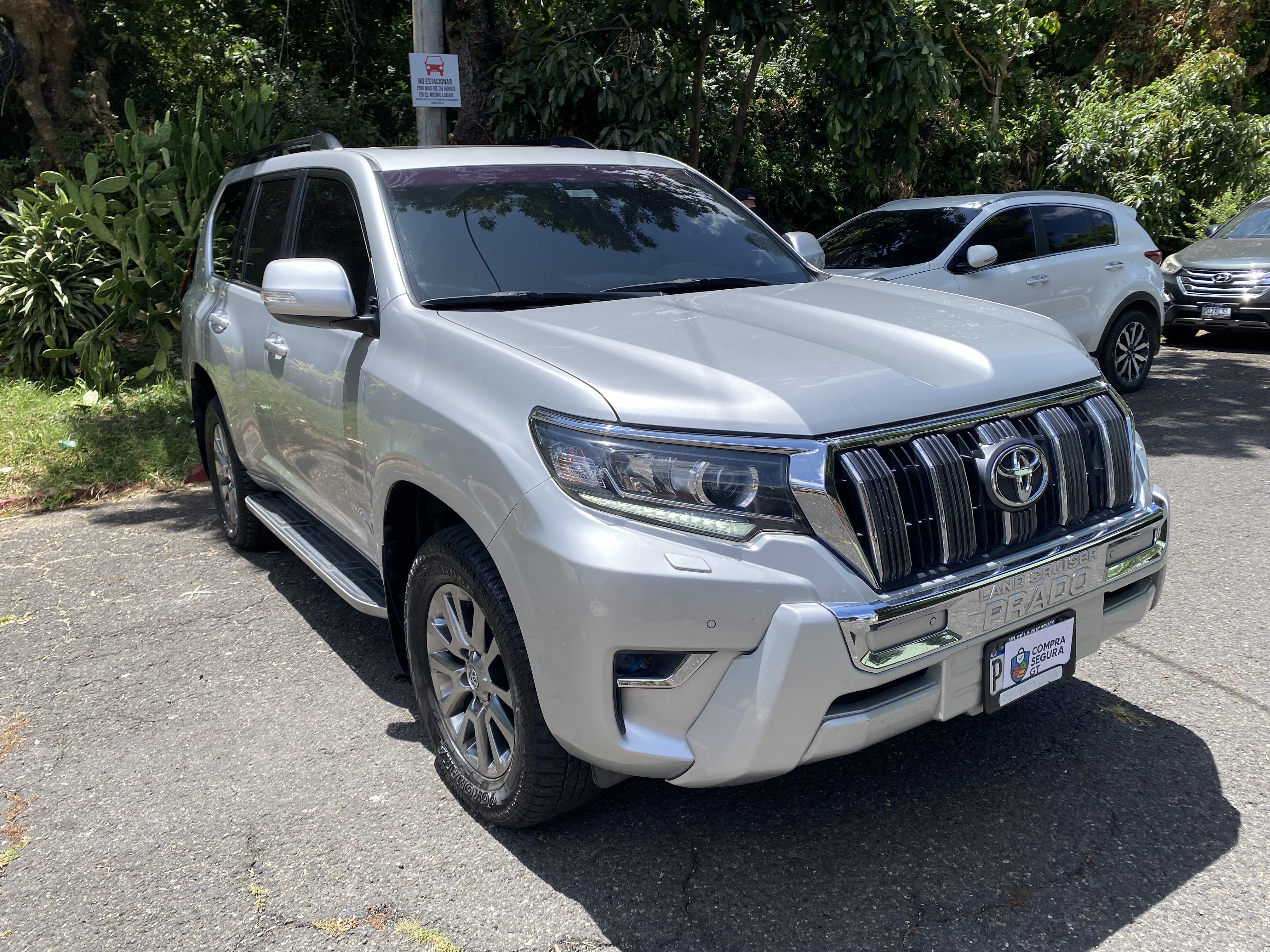 Miniatura 3 de Toyota Land Cruiser Prado VX 2020